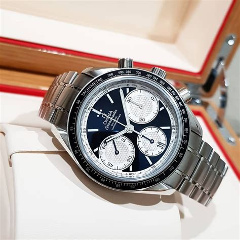 Omega Speedmaster racing reverse panda